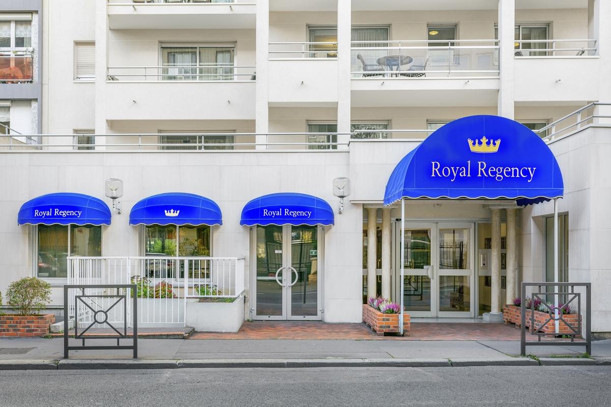 Royal Regency Paris Vincennes Hotel Exterior photo